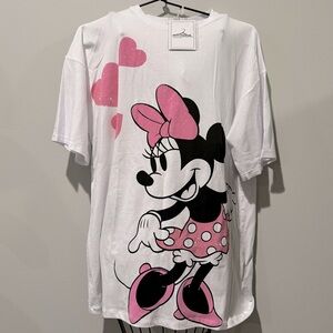 SOLD 🌸✨✨ Minnie Mouse Oversized Shirt  (S-XL)